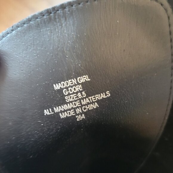 Goth Platform Boots - Picture 13 of 13